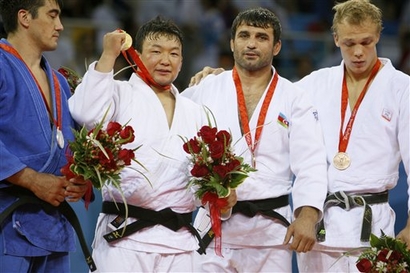 capt.b3fc3d71dbc7405b85e13d887be3e399.beijing_olympics_judo_men_oly279.jpg