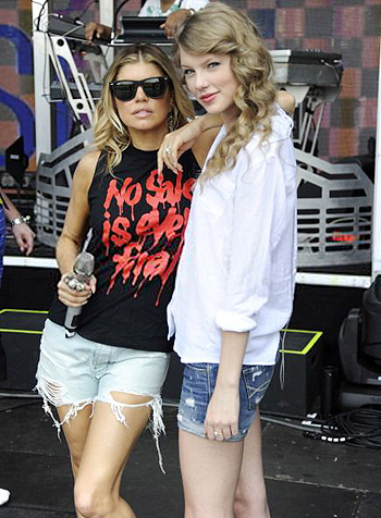 Fergie_and_Taylor_Swift20110610.jpg