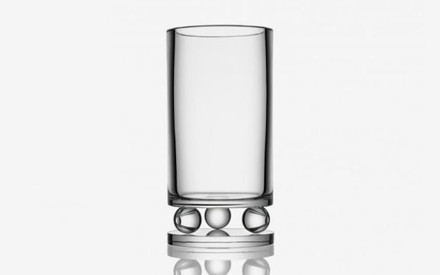 lagerfeldglass_01.jpg