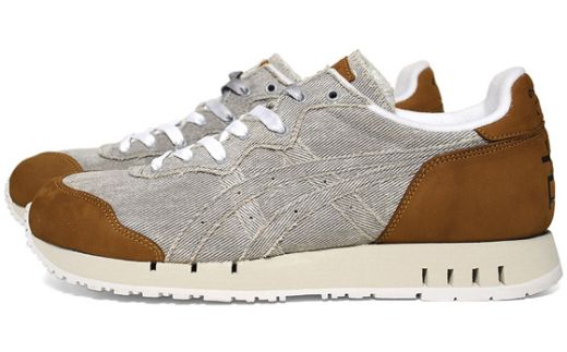 Koi-Klub-x-Onitsuka-Tiger-X-Caliber-2.jpg