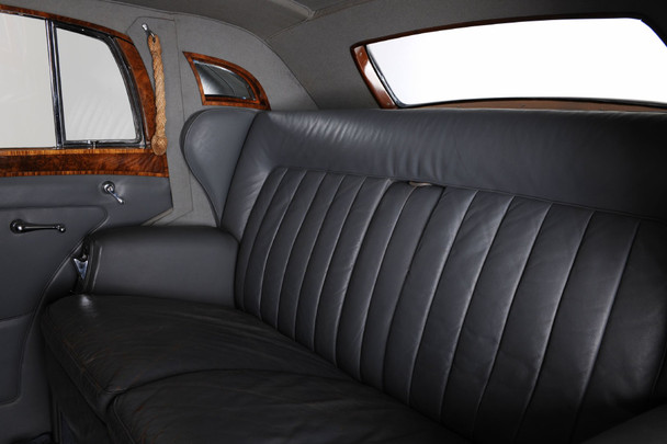 Rolls-Royce-1950-Silver-Wraith-7.jpg