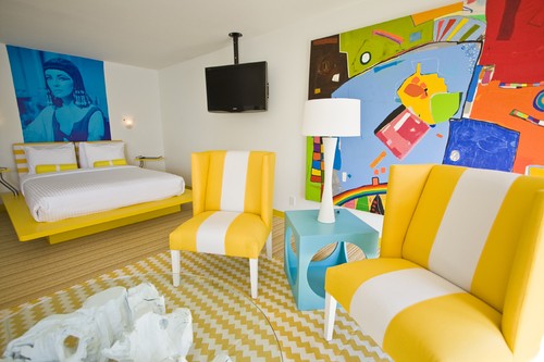 gay-accommodation-miami-piedaterre.jpg