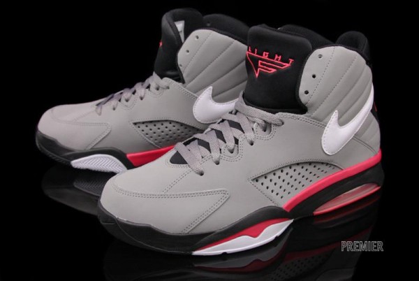 Nike-Air-Maestro-Flight-grey-white-black-solar-red-now-available-2-600x402.jpg