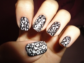 animal_print_manicure_thumb.jpg