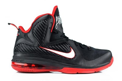 nike-lebron-9-gr-black-white-red-2-01.jpg