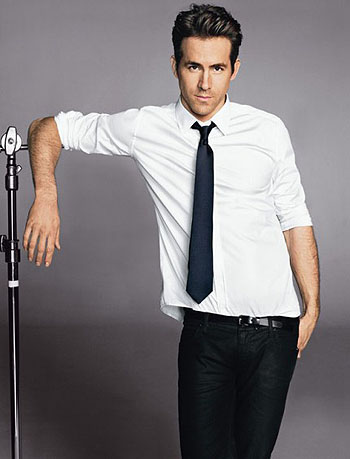 20110526-ryan-reynold0.jpg
