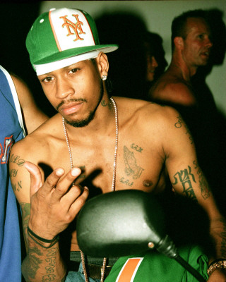 iversonshirtless.jpg