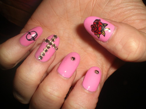 pink-rose-nail.jpg