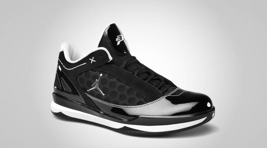 jordan-cp-2quick-black-metallic-silver-02.jpg