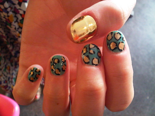 mint-leopard-nail.jpg