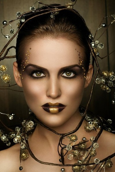 11-photo-retoucher-by-matthew-jordan-smith[1].jpg