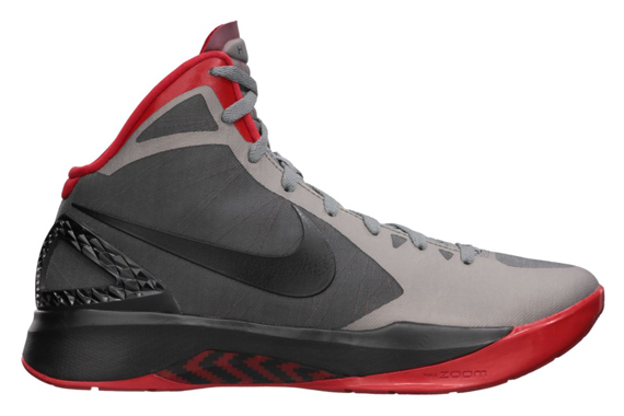 nike-zoom-hyperdunk-2011-new-images-6.jpg