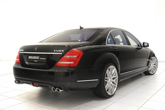 1283235052_brabus_ibusiness_02.jpg