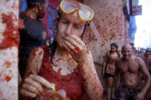 1283175265_tomatina_1.jpg