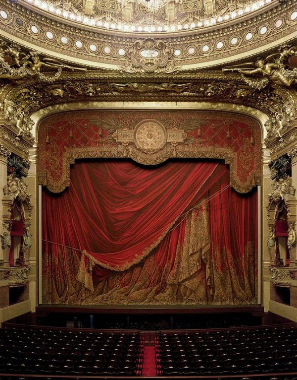1282639415_teatry_01.jpg