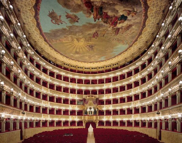1282639415_teatry_15.jpg