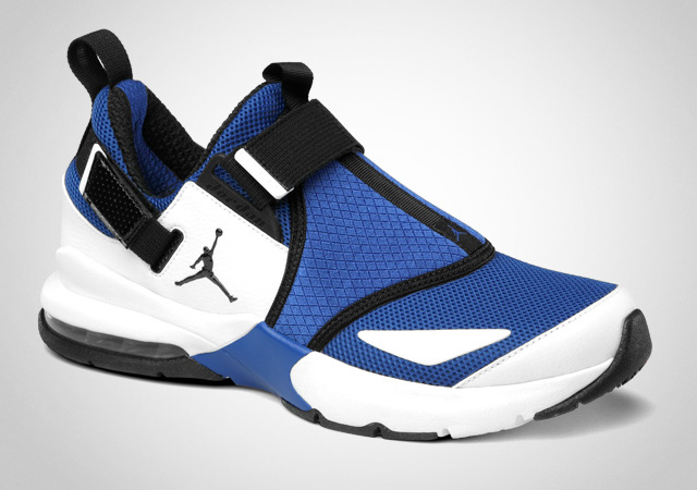 7_jordantrunner11LXre_3.jpg