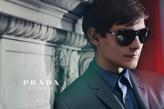 2011725-prada.jpg