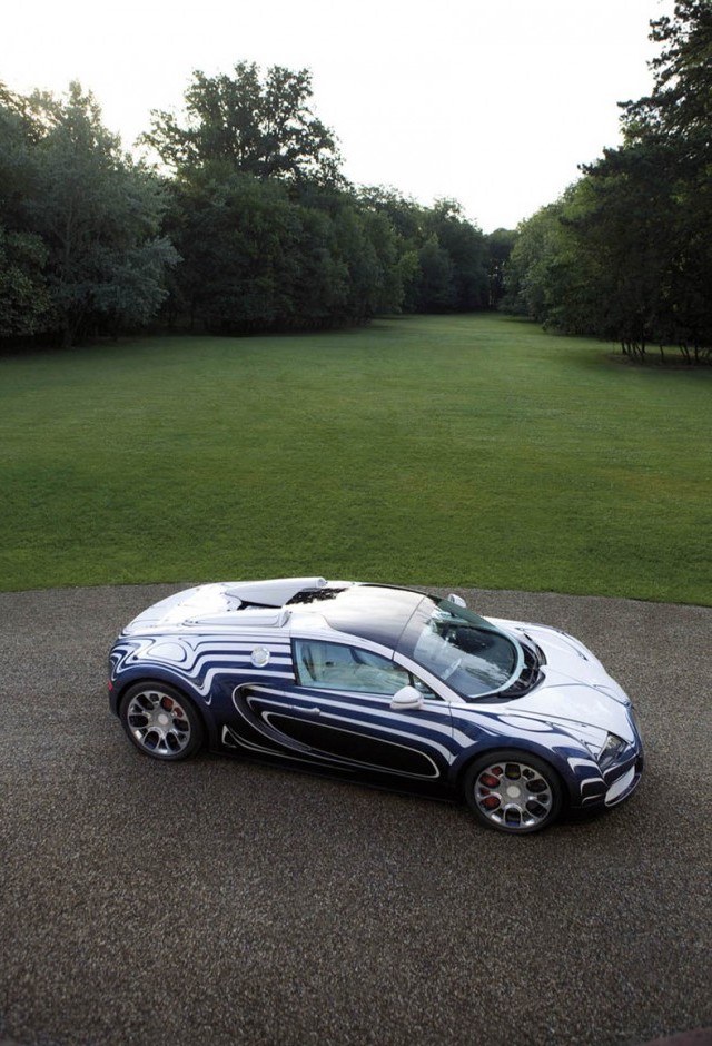Bugatti-Veyron-LOr-Blanc-11.jpg