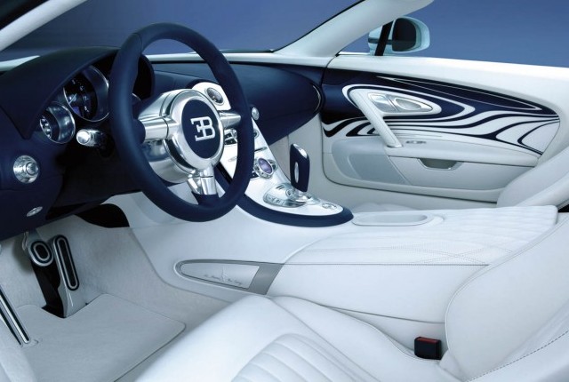 Bugatti-Veyron-LOr-Blanc-7.jpg