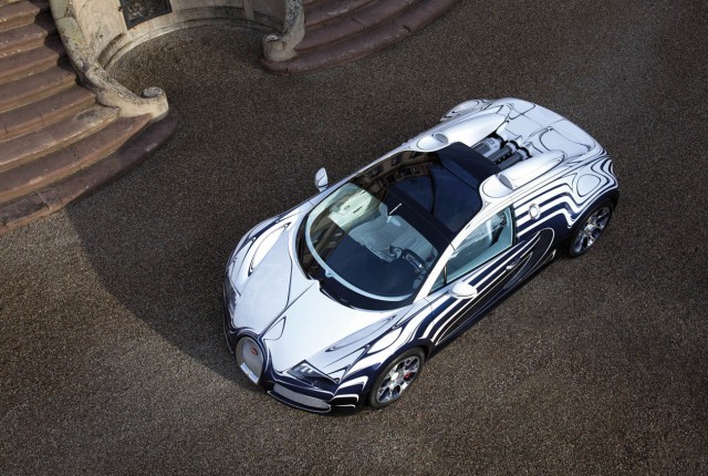 Bugatti-Veyron-LOr-Blanc-14.jpg