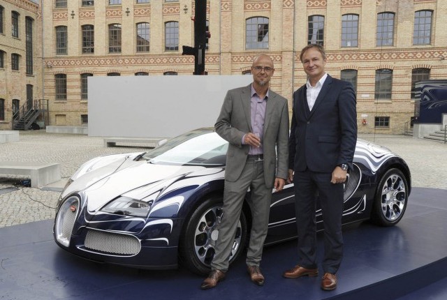 Bugatti-Veyron-LOr-Blanc-20.jpg