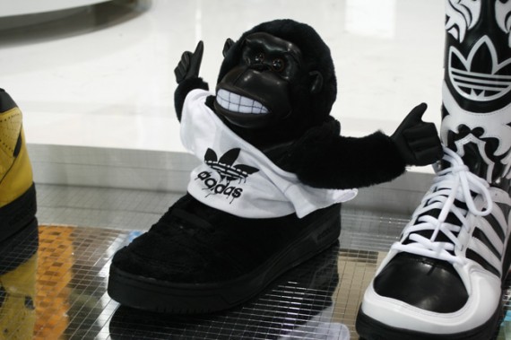 11_adidasJEREMYSCOTTsu11_3.jpg