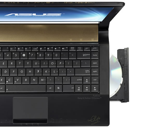 ASUS-Special-Edition-N43SL-3.jpg