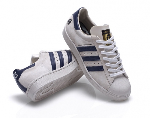 a-bathing-ape-adidas-originals-super-ape-star-01.jpg