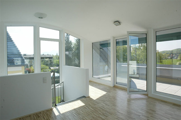 1275556563_incredible20home20.jpg