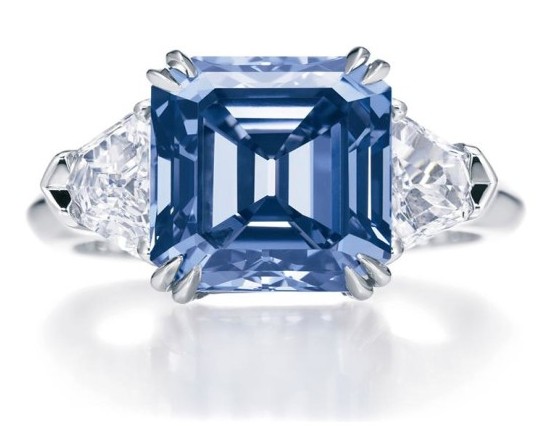 vivid-blue-diamond-ring.jpg