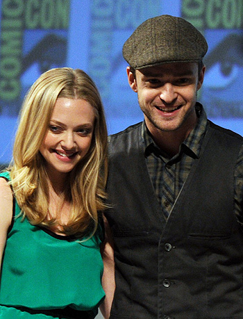 2Amanda_Seyfrie20110722.jpg