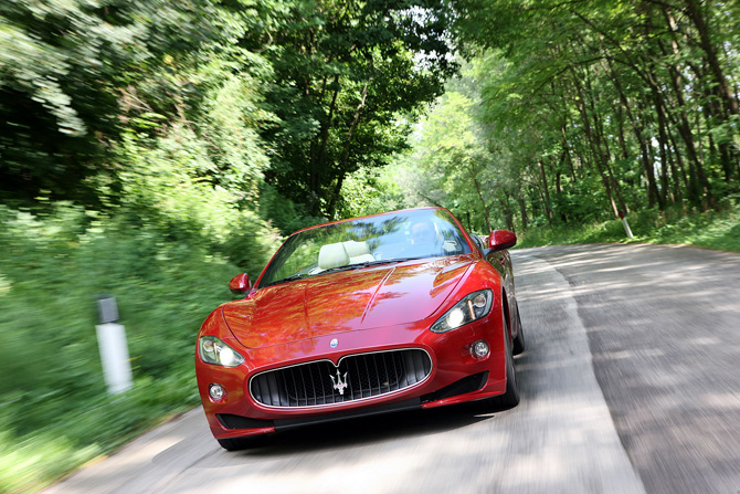 2012-maserati-gc-sport-photo-07.jpg