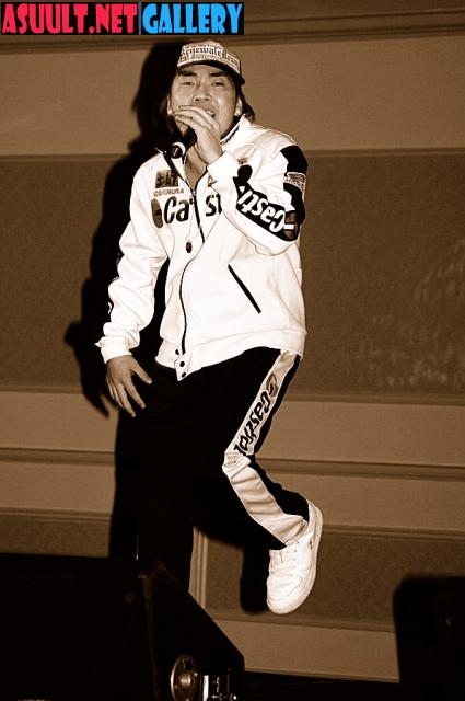 Camerton_in_Chicago_025.jpg