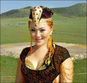 ariunaa-300x285[1].jpg